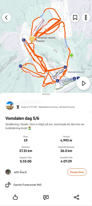 Karta över skidåkning vid Vemdalsskalet med rutt markerad, inklusive statistik som avstånd och tid. Text om skidåkning uppdaterad vid kl. 9:37.