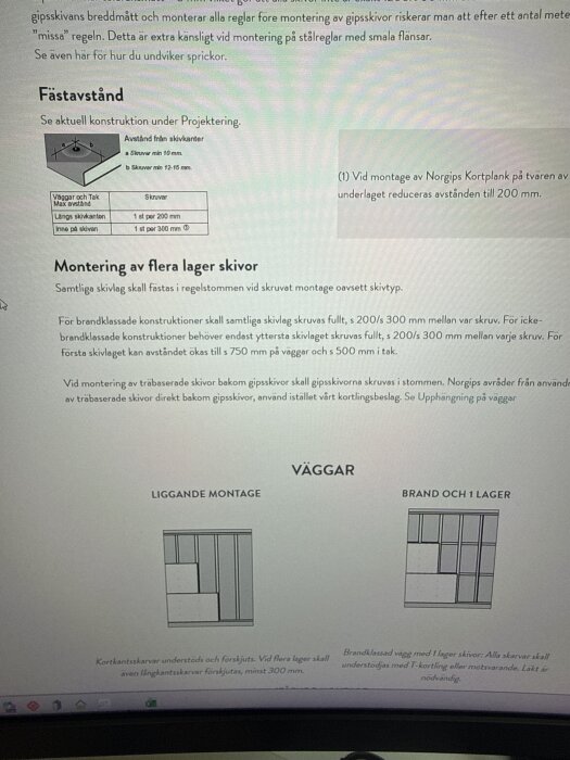 Bild av en skärm som visar text och diagram från Norgips om hur man korrekt skruvar gipsplattor, inklusive avståndsrekommendationer och monteringsdetaljer.