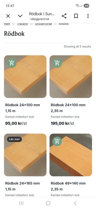 Rödbruna träplankor av rödbok i olika storlekar och priser, visas på en produktsida online.