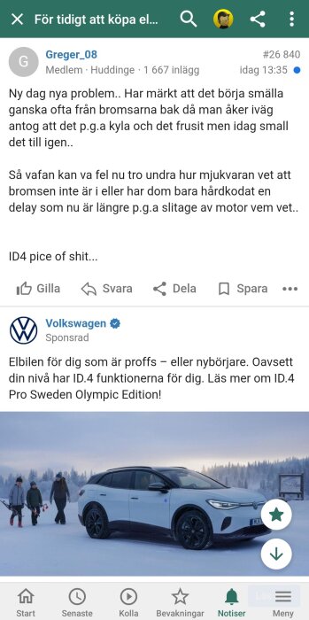 En vit Volkswagen elbil, ID.4, står på ett snötäckt fält med tre personer som går bredvid, omgiven av vinterlandskap.