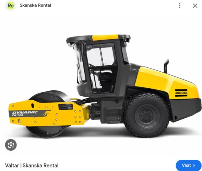 Vältmaskin Dynapac CA1500 från Skanska Rental med gul och svart design, sedd från sidan.
