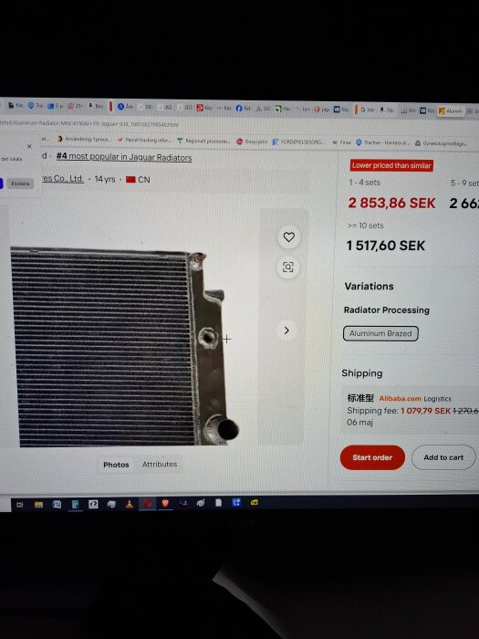 Bild på en dator med en annons för en aluminiumkylare för Jaguar från Alibaba, pris 2 853,86 SEK.