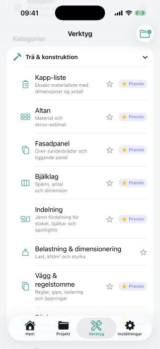 Skärmbild av appen BuildWise med verktygsmeny för trä och konstruktion, inklusive kapp-listor, altan, fasadpanel, bjälklag och mer.