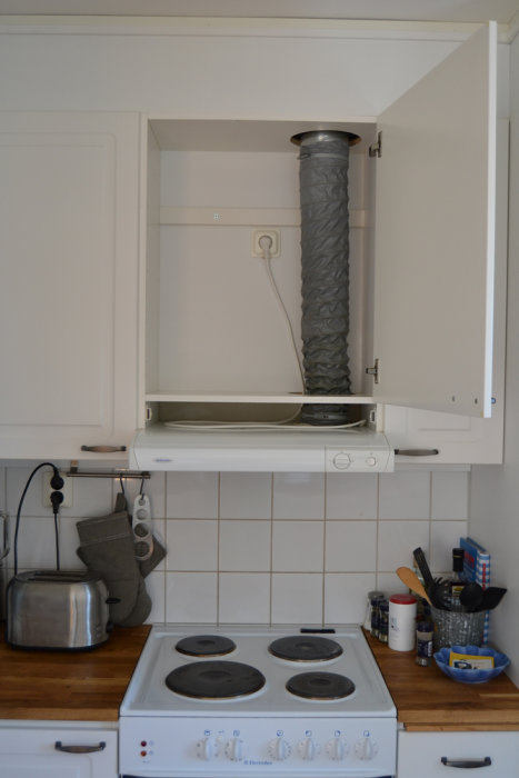 spiskåpa.jpg