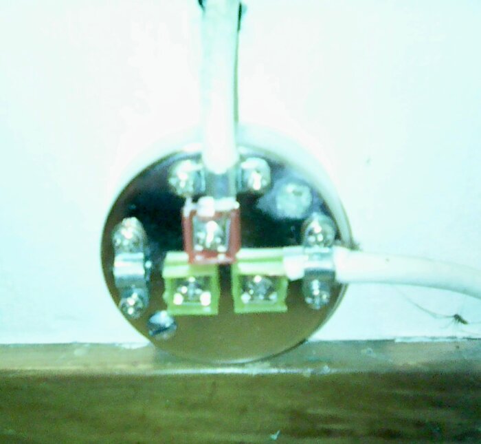 Kabel Dosa på insidan.jpg