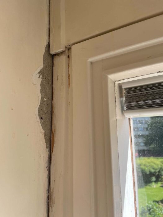 fönster sovrum, innan renovering 3.jpg