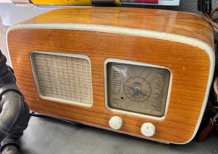 Radio_1_2.jpg