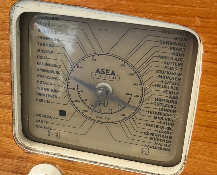 Radio_2.jpg