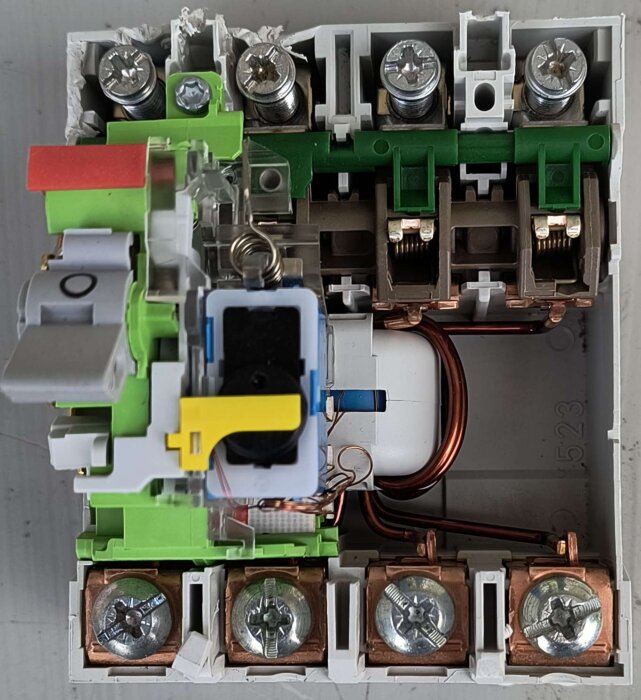 hager_cda425r-03.jpg