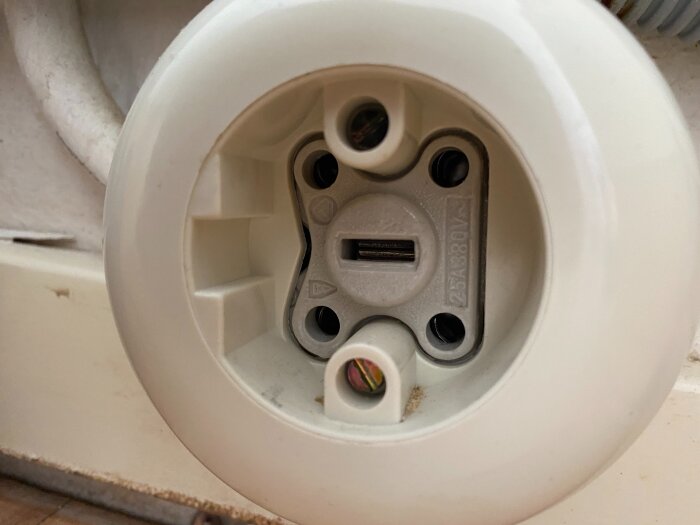 Uttag spis.jpeg