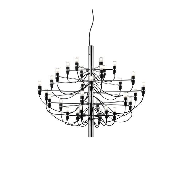 Taklampa med 30 ljuskällor i modern design, hängande från en central stång, med flera armar som håller ljuspunkterna.