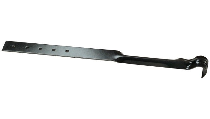 Svart metallbräckjärn med hål och böjt handtag, används för att bryta upp eller lyfta material i byggprojekt.