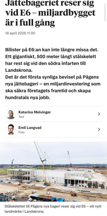 Byggarbetsplats för Pågens nya bageri i Landskrona med stålskelett och byggkranar i arbete.