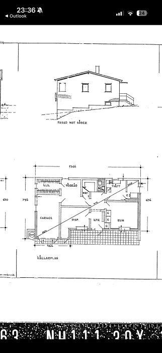 Ritning av ett Gullringshus från 1962; visar fasad mot söder och källarplan med garage, tvättstuga, och förvaringsutrymmen.