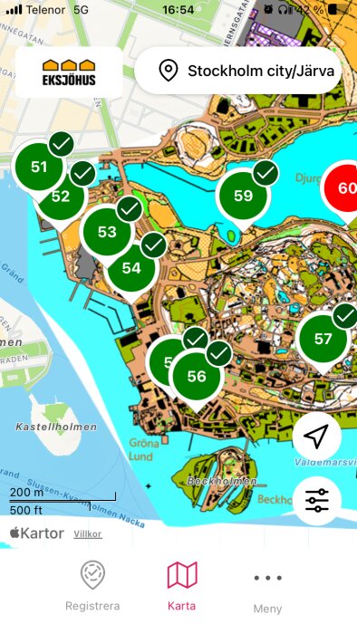 Karta över Stockholm med markörer och symboler för platser, visar områden som Djurgården och Beckholmen. Ett fönster visar "Stockholm city/Järva".