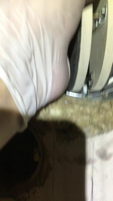 816BD446-0F59-4116-BB55-4F3F70495AE5.MOV