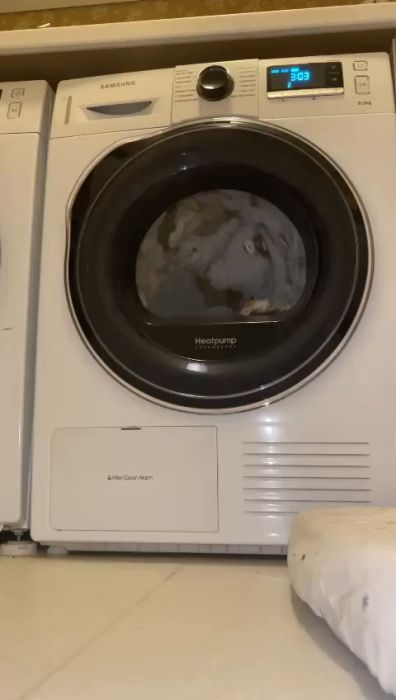 WhatsApp Video 2023-04-24 kl. 20.43.49.mp4