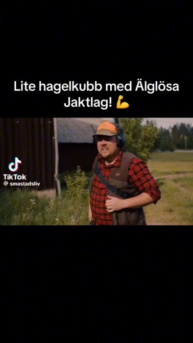 Utforska hagelkubb med Älglösa Jaktlag i Hälsingland. En insiktsfull video om jaktlaget, deras gemenskap och spännande aktiviteter i den vackra svenska naturen.