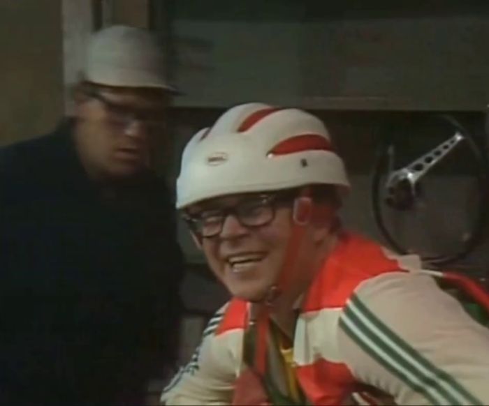 Screen_Recording_20251118_093419_Instagram.mp4