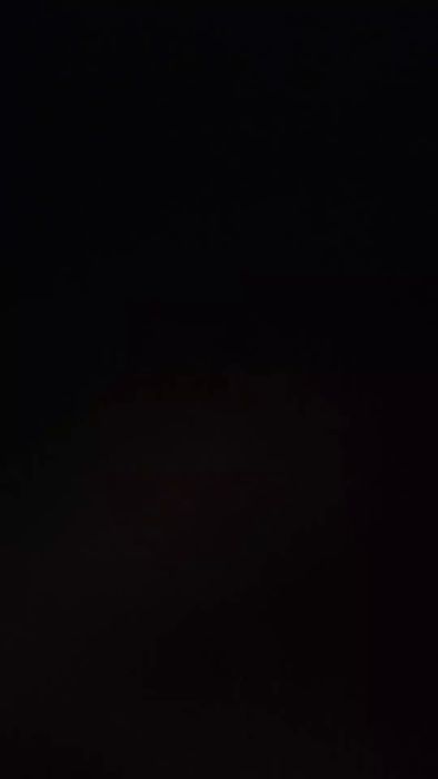 Upptäck ett knackande ljud från framsidan av remkåpan på en Golf Variant TDI 2012. Ljudet varar i cirka 30-40 sekunder. Misstanke om slitet spännhjul eller liknande problem, ej från motorn.