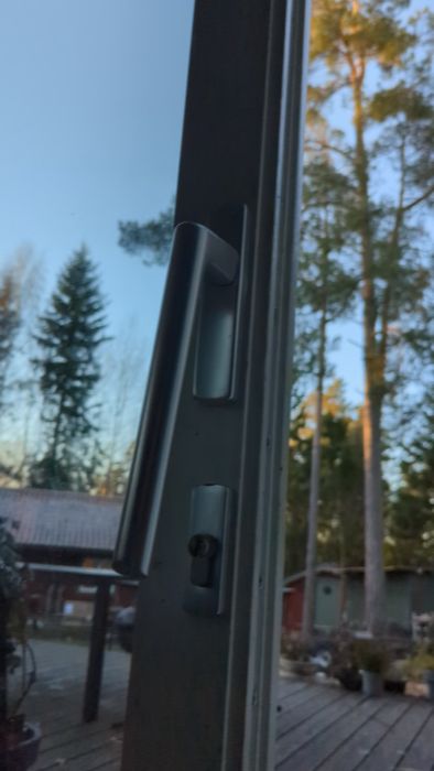 PXL_20251125_130505938.TS.mp4