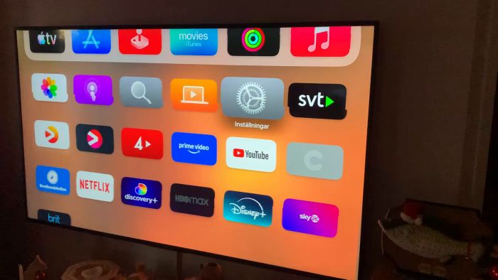 Upptäck hur ett tillfälligt flimmer uppstår på en Sony KD-75X75WL TV vid start. Problemet är sällsynt och försvinner vid av/på-slagning, men orsak och lösning söks för att undvika framtida problem. Filmen visar det sporadiska flimmereffekten.